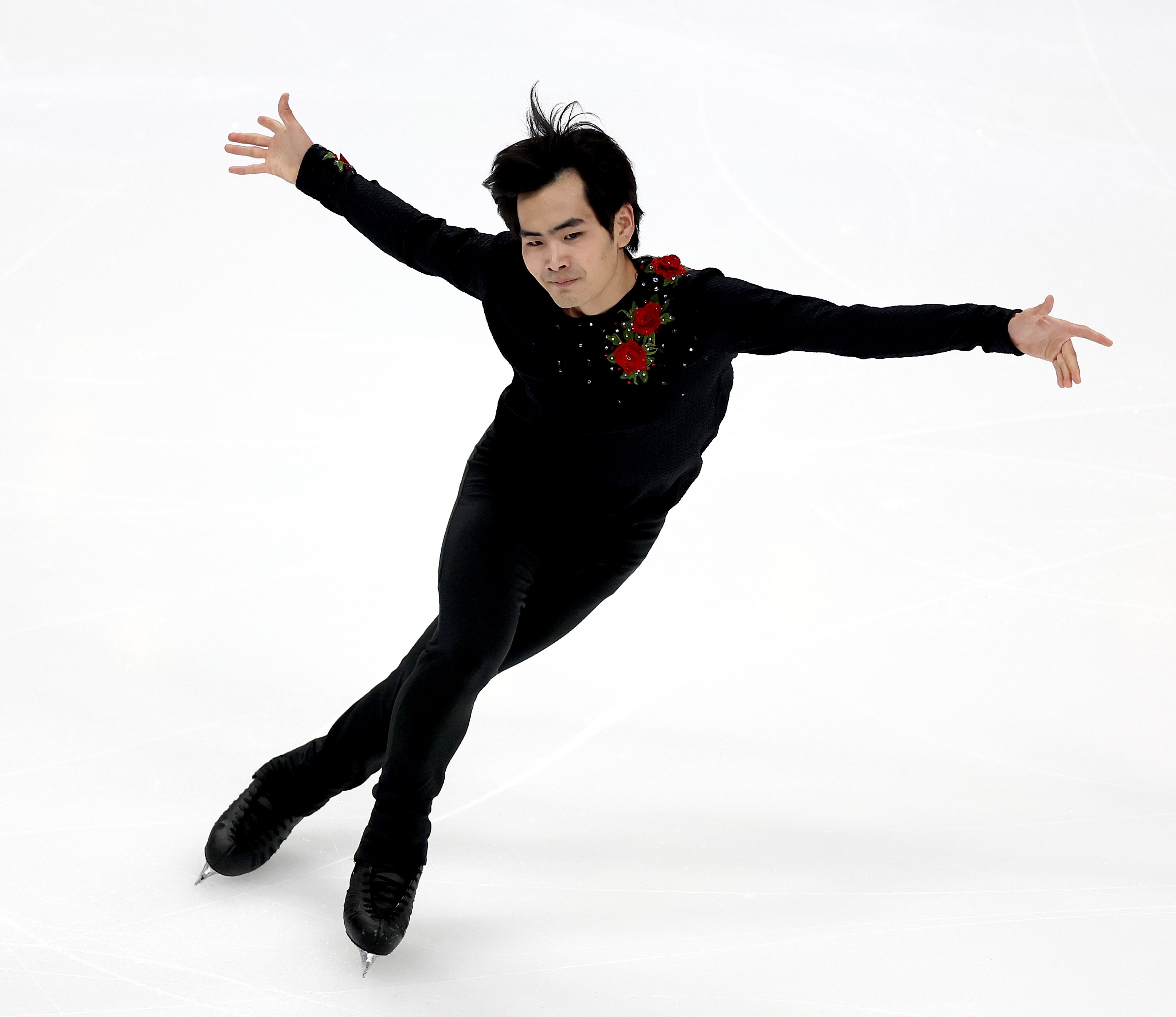 Goku Endo, wearing all black with red roses on one sleeve, competes at U.S. Championships in Columbus, Ohio.