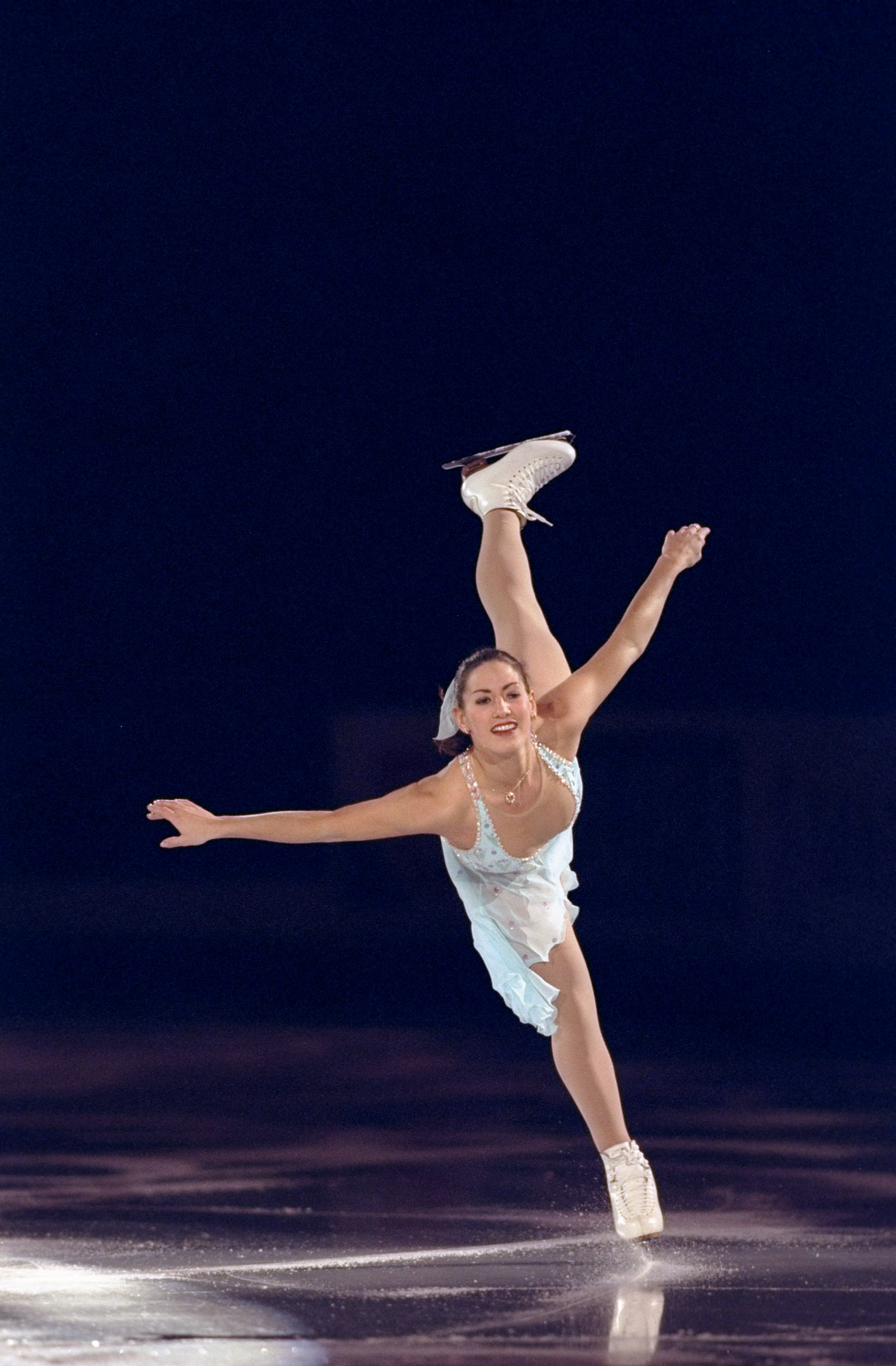 Tonia Kwiatkowski/USA skates in a competition during the World Figure Skating Championships at Target Center Arena in Minneapolis, Minnesota. 