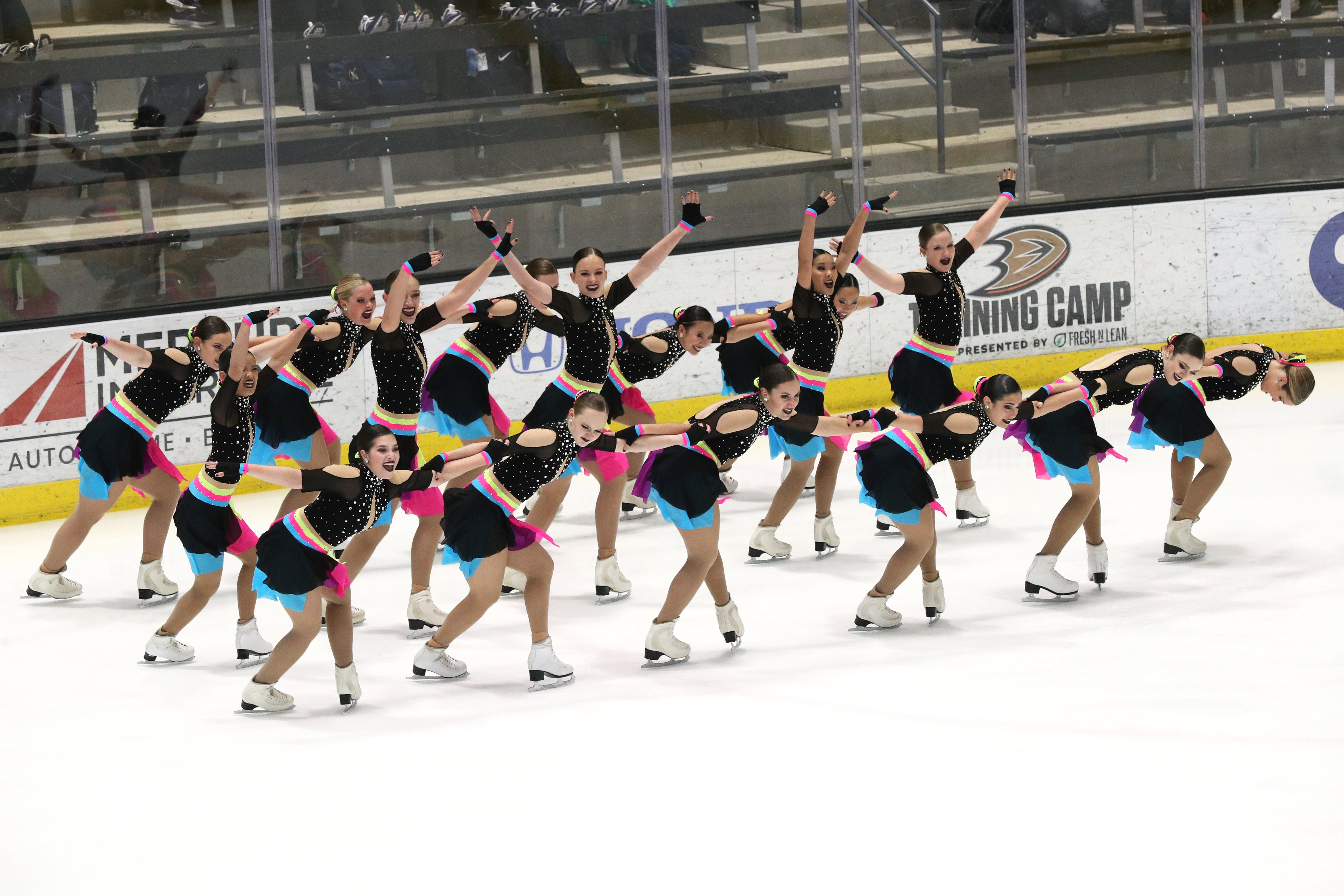 Teams Elite Kicks Off International Synchro Season with Bronze U.S